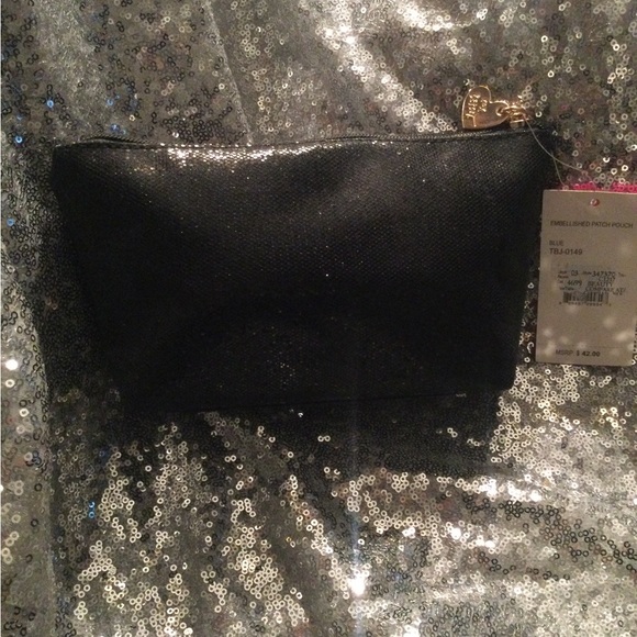 NWT Betsey Johnson Beaded Make-up Bag - Picture 3 of 5